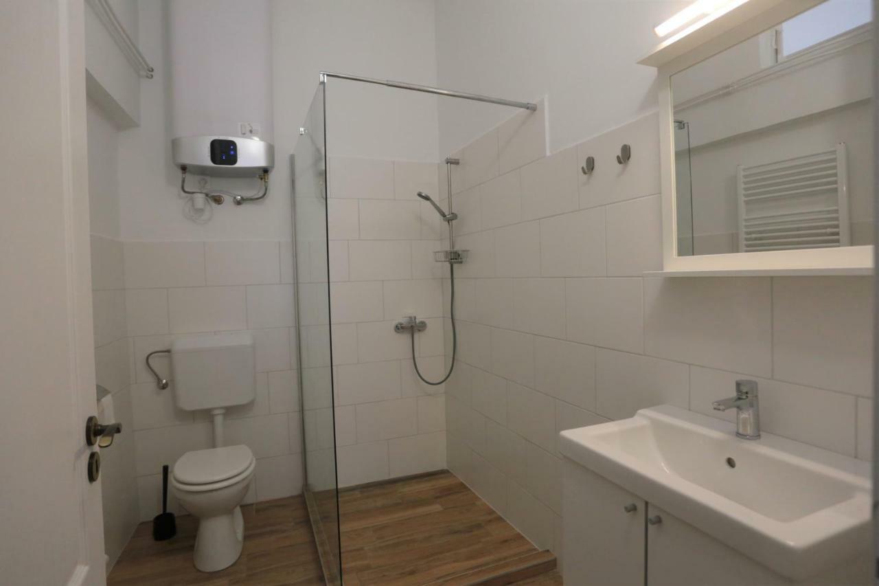 Jokai 19 Vendeghaz Apartment Veszprem Bagian luar foto