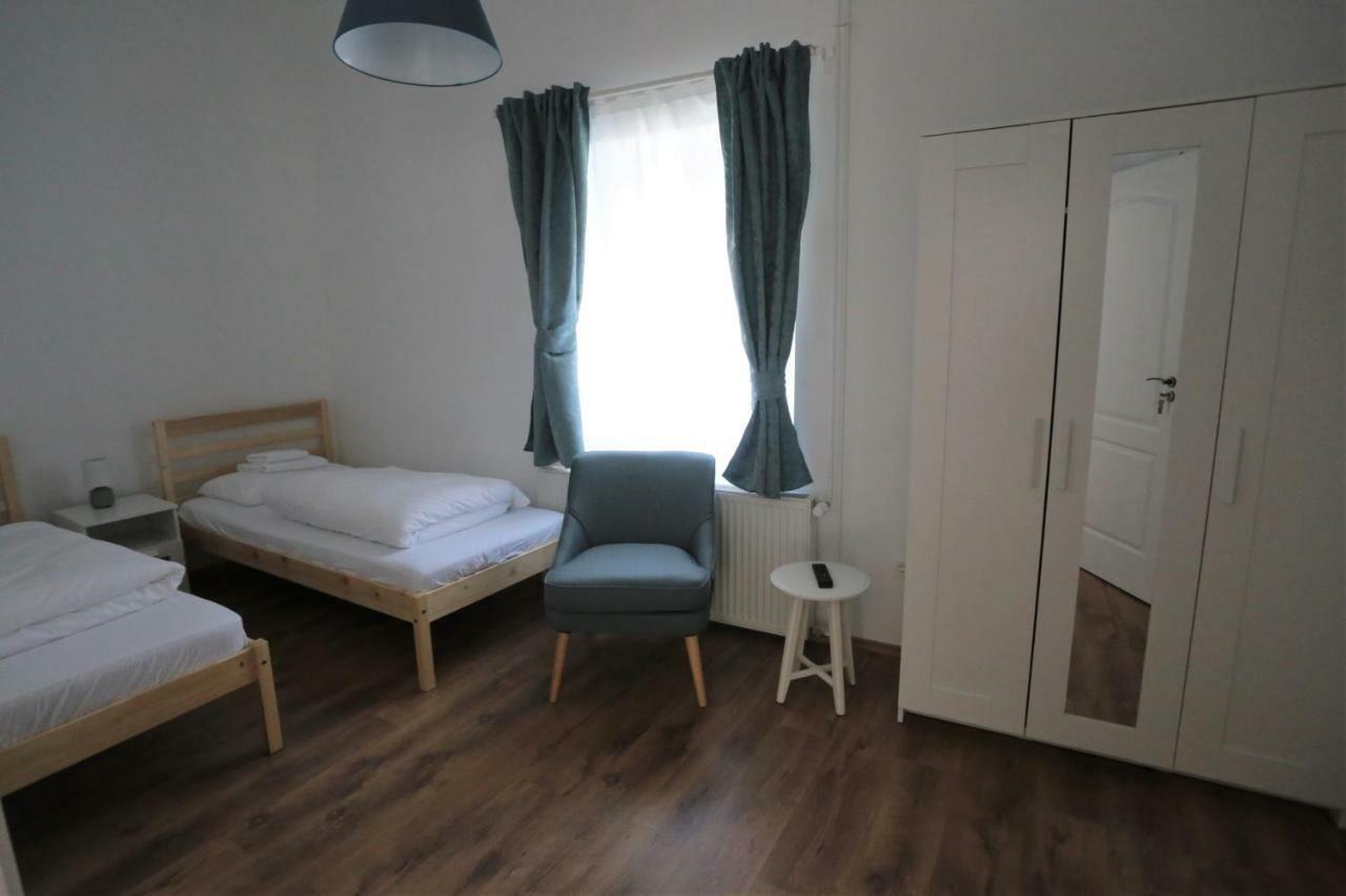 Jokai 19 Vendeghaz Apartment Veszprem Bagian luar foto