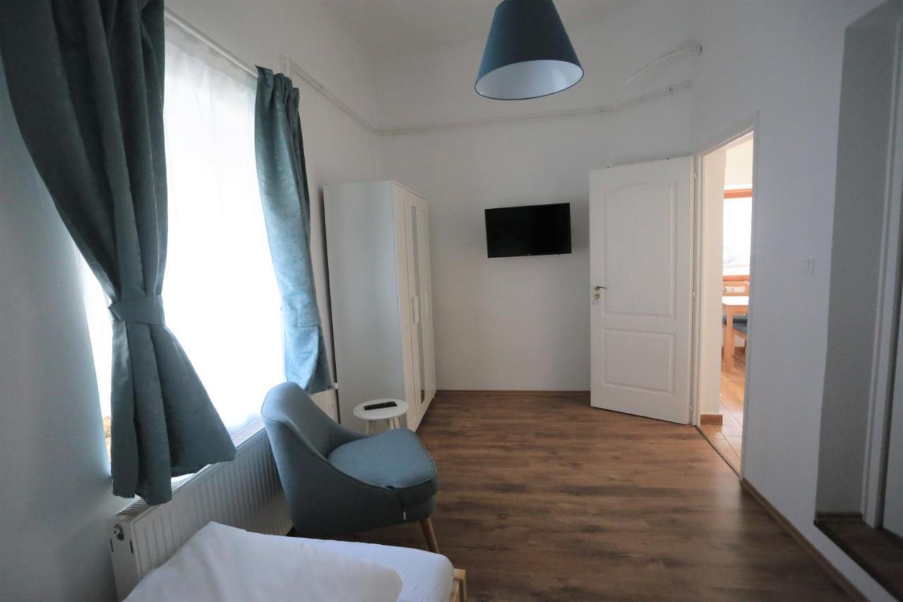 Jokai 19 Vendeghaz Apartment Veszprem Bagian luar foto